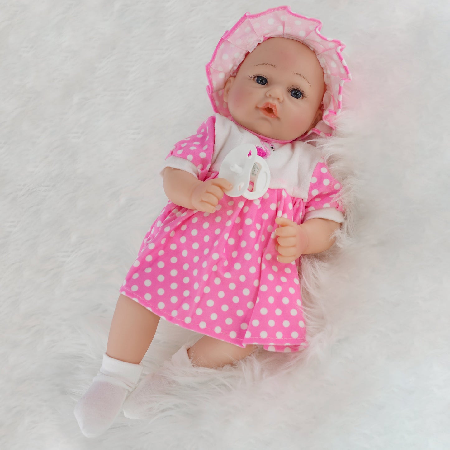 Lifelike Reborn Baby Girl Doll with Open Eyes 17"